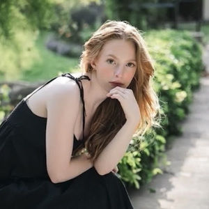 Meet your Posher, Ella